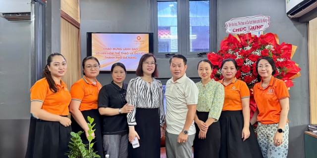 Đoàn lãnh đạo Sở Văn Hóa, Thể thao & Du lịch đến thăm Công ty in Công Thành nhân ngày Doanh nhân Việt Nam - 13/10/2025